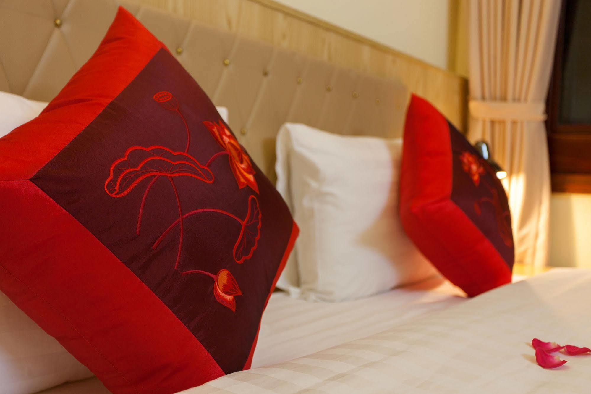 Queen Light Hotel Hanoi Eksteriør bilde